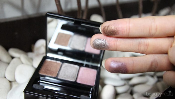 Di bawah Rp100 Ribu, Mata Cantik dengan Eye Shadow Make Over yang Travel Friendly Ini