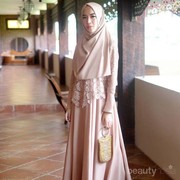[FORUM] Kebaya wisuda cocok gak dipakai sama hijab syar'i?