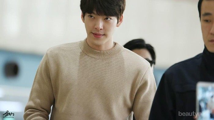 Para Selebriti Korea Ini Tengah Berperang Melawan Kanker dan Tumor, Siapa Saja Mereka?