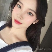 [FORUM] Gaya makeup andalan kamu kalo keluar rumah gimana ladies?