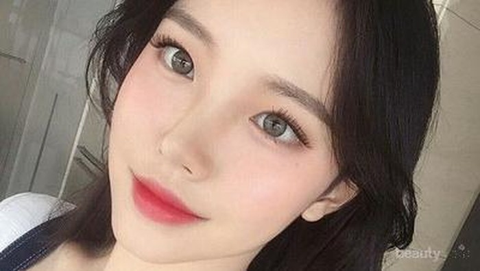 [FORUM] Gaya makeup andalan kamu kalo keluar rumah gimana ladies?