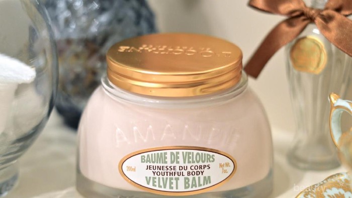 L'Occitane Almond Velvet Balm, Skin Care yang Bikin Kulit Lembap dan lembut Seketika!