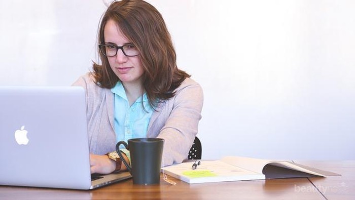 [FORUM} Sering lembur menurut kamu baik nggak?