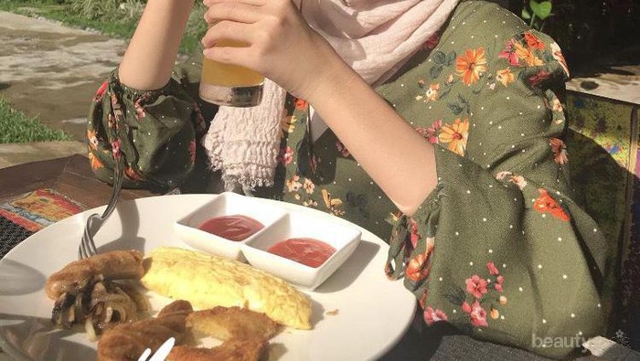 [FORUM] Kira-kira, aplikasi edit foto yang dipakai para selebgram hijabers apa ya?