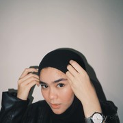 [FORUM] Gimana cara nutupin anak rambut yang banyak di depan saat berhijab?