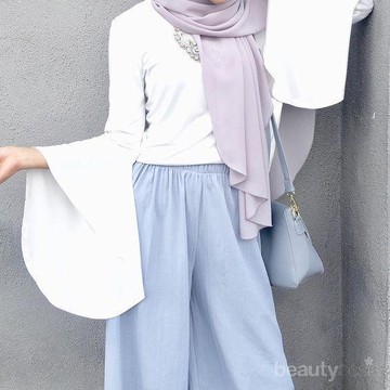 Wah, Ini Dia Inspirasi Padu Padan Warna Hijab Ungu yang Cantik dan Kekinian!