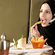 [FORUM] Makan pedas berkeringat di kepala, hijab ku bau nanti gimana ya?