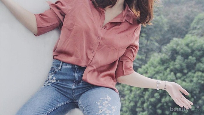 Terlihat Lebih Dewasa Karena Gaya Make Up-nya, Ternyata 6 Artis Cantik Ini Masih Dibawah 22 Tahun, Lho!