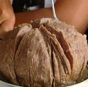 Sebesar Kepala Bayi, Intip Uniknya Bakso Raksasa yang Ada di Sekitaran Jakarta Ini Yuk!