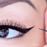 Rekomendasiin dong eyeliner murah tapi yang waterproof apa ya?