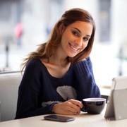 [FORUM] Kalo buat nongkrong lama skripsian, lebih pewe di KFC atau MCD?