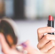 Jangan Langsung Membuang Makeup yang Expired! Kamu Bisa Memanfaatkannya dengan 4 Tips Ini!