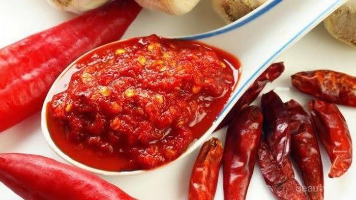 Siap-siap! Ini Rekomendasi Makanan Pedas yang Akan Membuatmu Terasa Terbakar dan Berkeringat!