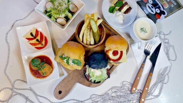 Inilah Alasan Mengapa Kamu Wajib Dinner di Restoran Recommended Ini!