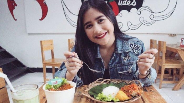 [FORUM] Makanan artis yang paling enak menurut kamu apa?