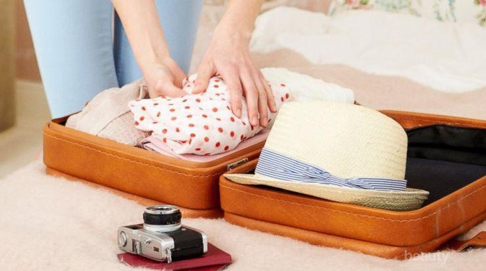 Untuk Kamu Para Hijab Traveler, Tips Melipat Hijab Di Koper Agar Tidak Lecek Ini Wajib Kamu Simak