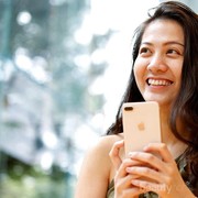 [FORUM] Bener gak sih gaya jadi lebih pede kalau pakai iphone?