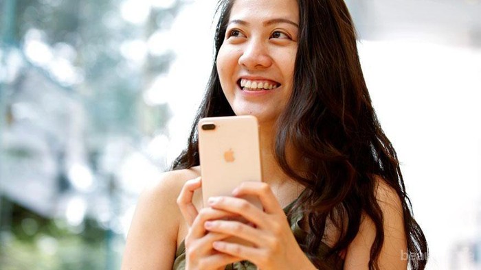 [FORUM] Bener gak sih gaya jadi lebih pede kalau pakai iphone?