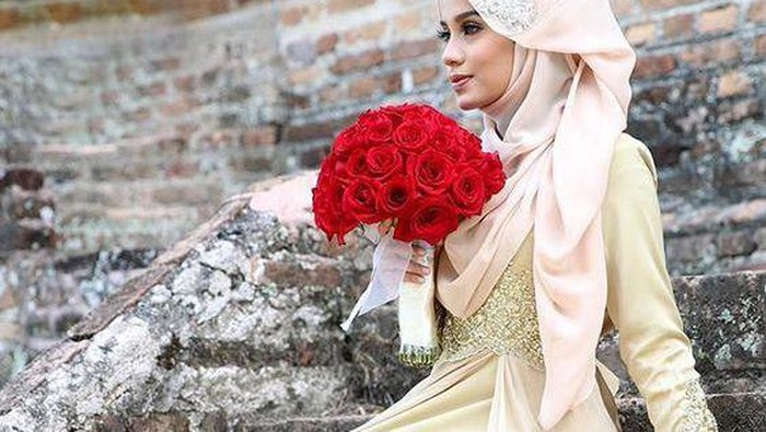 Wah, Ternyata Bahan Hijab Maxmara Cocok Juga untuk Pengantin Lho!