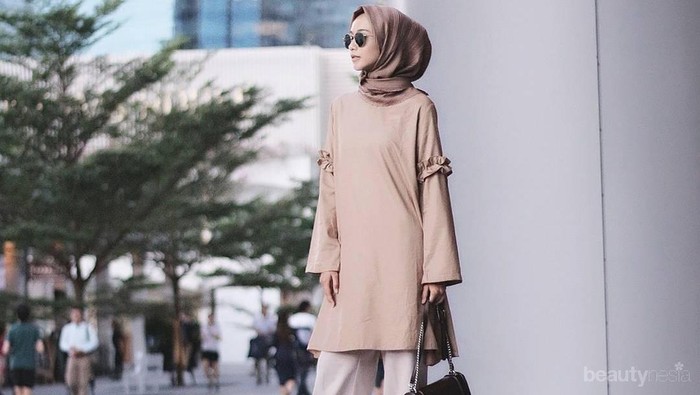 Ini Dia Tutorial Hijab Simpel Ke Kantor yang Nyaman Banget Dipakai Seharian!