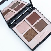 Coba The Dolce Vita Eyeshadow Palette dari Charlotte Tilbury untuk Mendapatkan Riasan Mata yang Bronzy