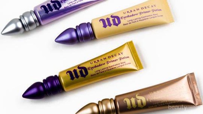 Inilah Review Urban Decay Primer Potion Eye Primer, Sahabat Terbaik buat Makeup Mata Kamu!