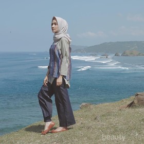 [FORUM] Buat Hijabers, Model Baju Apa Ya yang Bisa Dipakai Ke Pantai?
