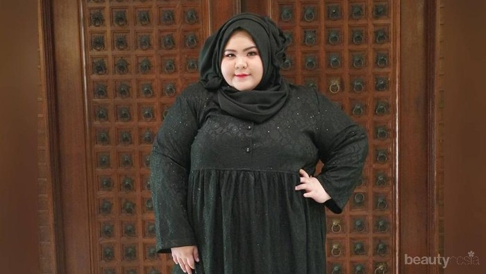 Ini Dia Padu Padan Pakaian Ke Pesta yang Cantik untuk Kamu Hijabers Bertubuh Gemuk