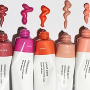 Unik dan Menggemaskan, Jangan Lewatkan Koleksi Glossier Cloud Paint shade Beam