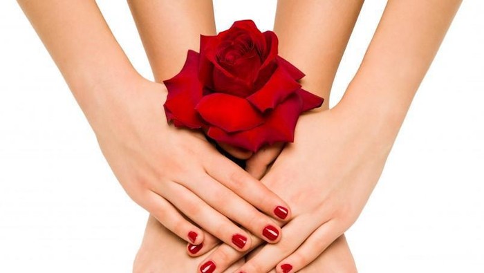 [FORUM] Lebih suka manicure dan pedicure sendiri atau ke salon?