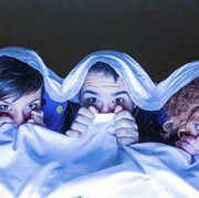 Bikin Deg-degan, Kamu Wajib Tonton 4 Film Horor Thriller Terfavorit Sepanjang Masa Ini