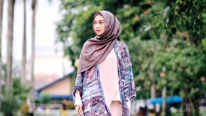 Biar Makin Hits! Ini 5 Gaya OOTD untuk Hijabers yang Mau Traveling di