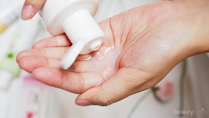 [FORUM] Ladies, pakai cairan pembersih kewanitaan sebenarnya aman nggak buat daerah miss V?