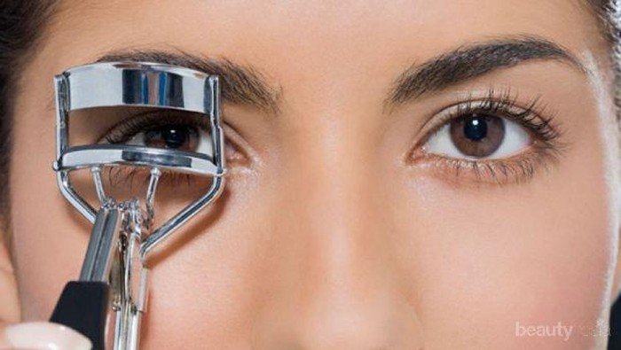 [FORUM] Berbagi cara menggunakan penjepit bulu mata yang hasilnya bagus dong...