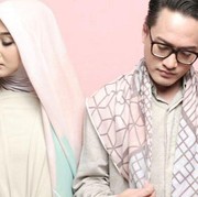 #NEWS Hijab Pelangi Asmara, Hasil Kolaborasi Dian Pelangi dan Barli Asmara yang Must Have!