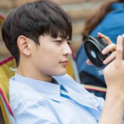 Bikin Iri! Ini Dia Sederetan Artis Indonesia yang Foto Bareng Minho Shinee di Ajang ITA 2017