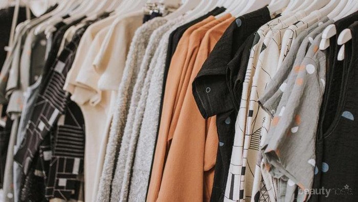 [FORUM] Warna baju di lemari kalian rata-rata apa aja?