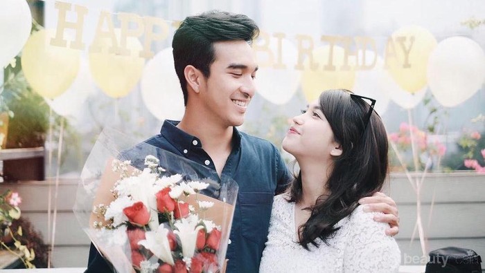 Lagi PDKT sama Gebetan? Ingat, Hindari Melakukan Hal Ini di Depan Pria yang Kamu Suka