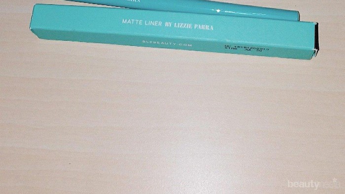 Makeup Mata Lebih Hidup dengan BLP Matte Liner Pitch Black by Lizzie Parra