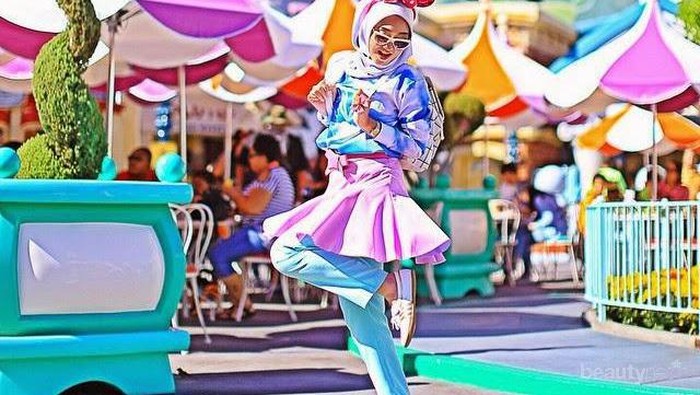 Temukan Gaya Colorful yang Asik untuk Kamu Si Hijabers yang Ceria!