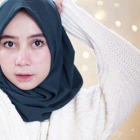 [FORUM] Bingung memadukan gaya hijab buat pipi chubby...