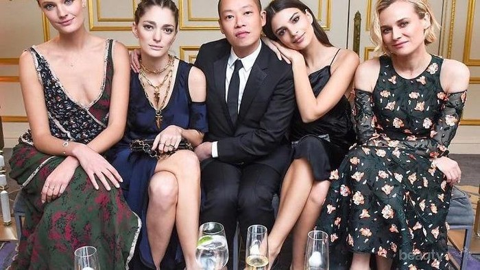 Wow! Geng Artis Sosialita Hollywood Ini Bikin Geleng-geleng Kepala