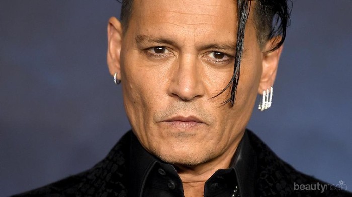 7 Seleb Terkenal yang Berjuang Hadapi Depresi