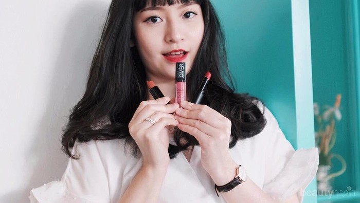 Lembabkan Bibir dengan Rekomendasi Lipstik Satin yang Nyaman dan Tetap Kekinian Ini, Yuk!