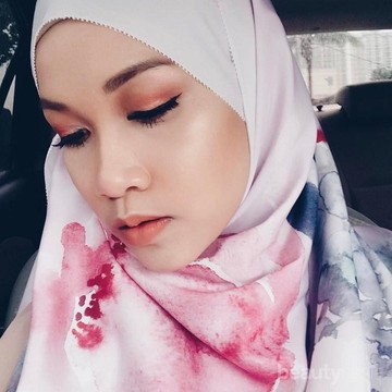 Mau Hijab Bebas dari Bau Tak sedap? Ikuti 7 Tips Hijab Berikut Ini!