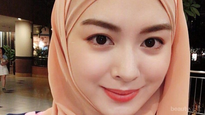Cute Banget Deh, Beragam Hijab Clip Ini Bisa Bikin Hijab Kamu Makin Kekinian!