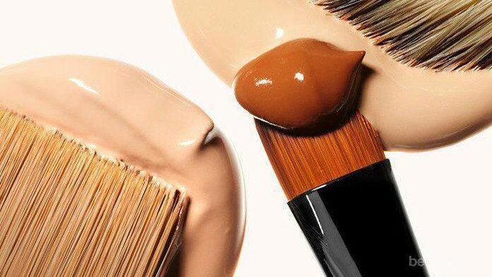 Kamu Punya Kulit Kering? Ini Hydrating Foundation yang Bisa Kamu Pakai