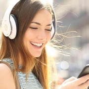 Inilah Alasan Mengapa Kamu Harus Mengurangi Penggunaan Earphone