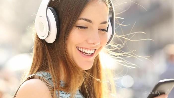 Inilah Alasan Mengapa Kamu Harus Mengurangi Penggunaan Earphone