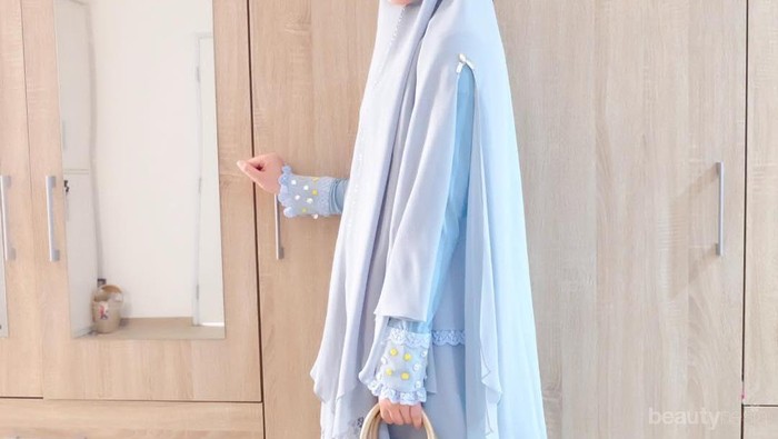 Risty Tagor, Selebriti Hijabers yang Selalu Tampil Syar'i dan Tetap Terlihat Modis nan Anggun